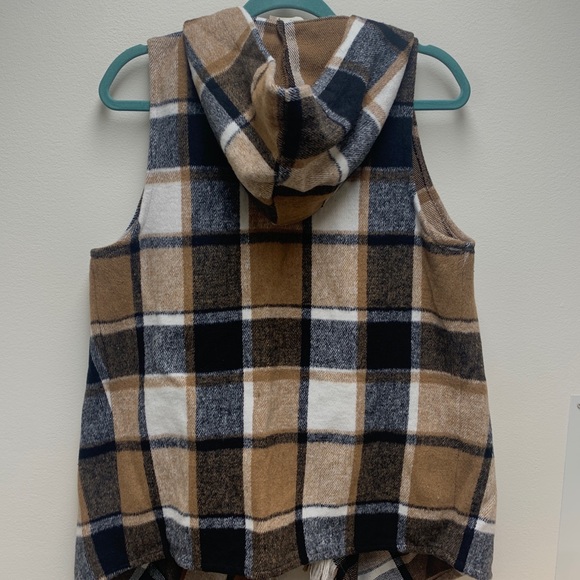 Alterd state vest - Picture 2 of 3